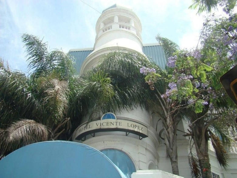 Hotel Vicente Lopez