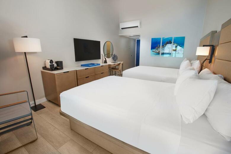 Hotel Divi Flamingo Beach Resort & Casino