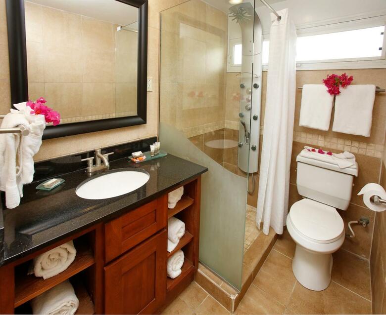 Hotel Divi Flamingo Beach Resort & Casino