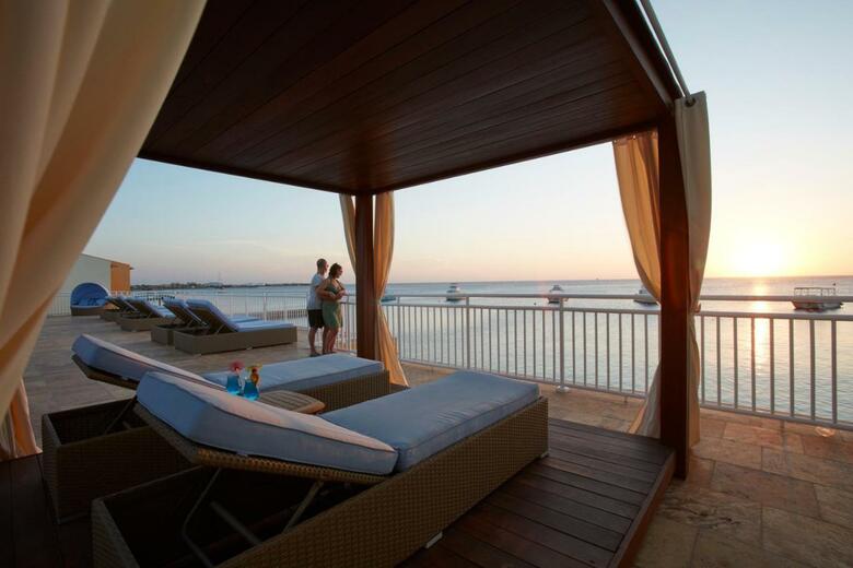 Hotel Divi Flamingo Beach Resort & Casino