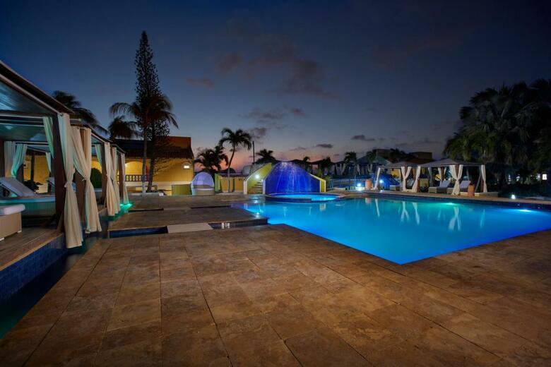 Hotel Divi Flamingo Beach Resort & Casino