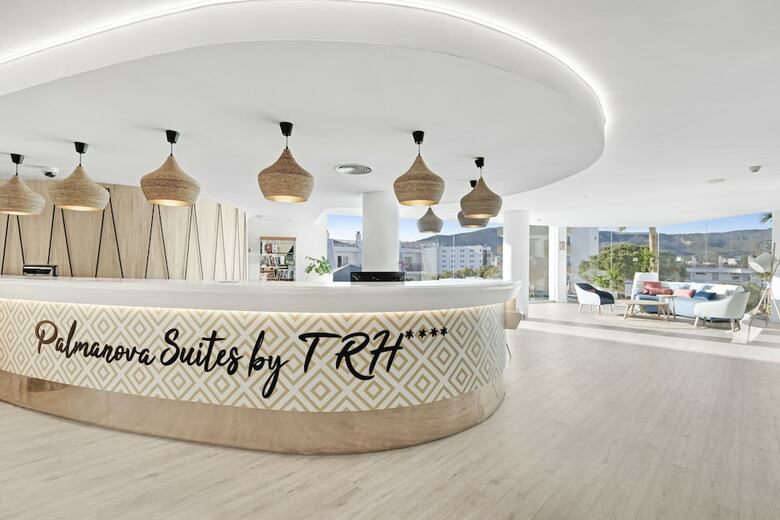 Hotel Palmanova Suites By TRH