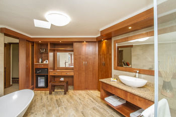 Albergue Tladi Lodge
