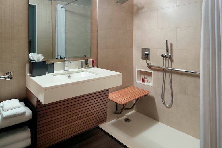 Hotel Charlotte Marriott City Center
