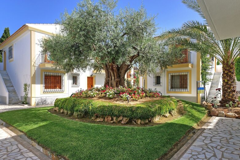 Apartamentos Infiniti Beach Resort