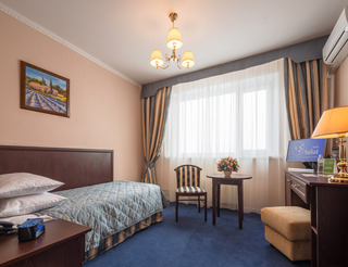 Hotel Salut