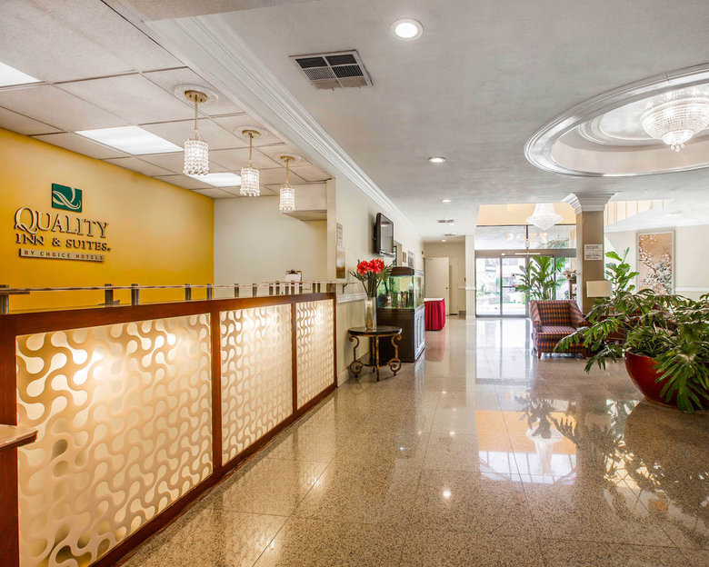 Hotel Quality Inn & Suites Montebello