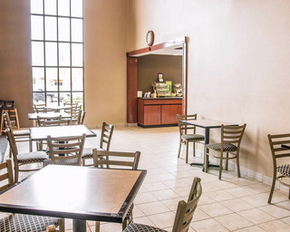 Hotel Comfort Inn Airport