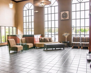 Hotel Comfort Inn Airport