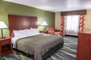 Hotel Quality Inn & Suites