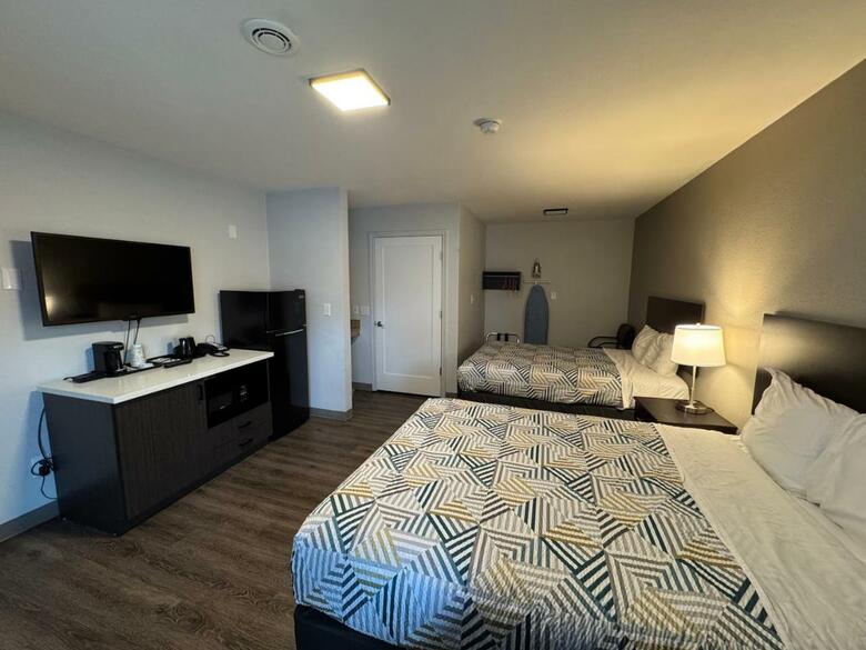 Hotel Studio 6 Suites Vancouver Wa Waterfront