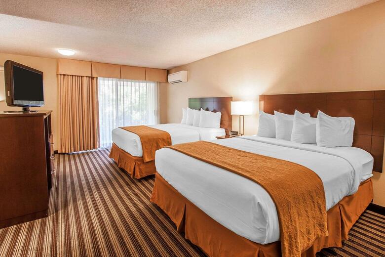 Hotel Quality Inn And Suites