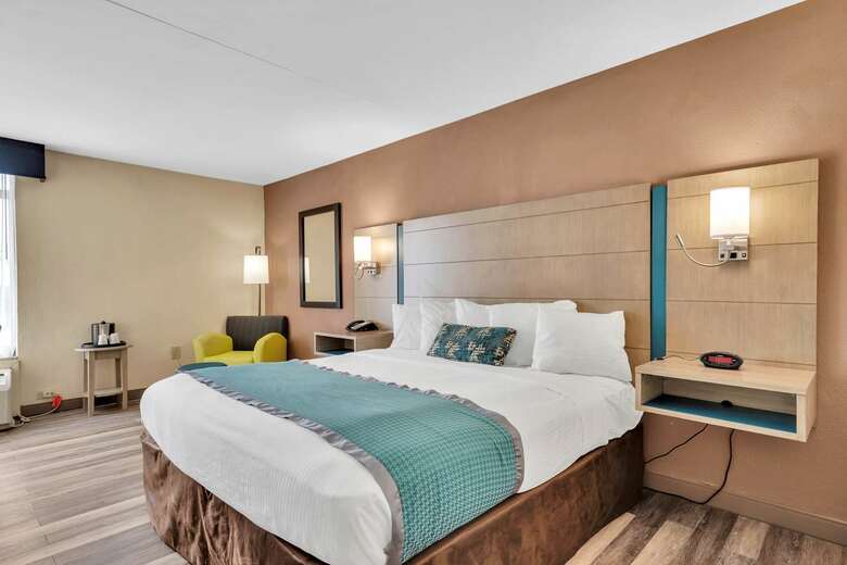Hotel Comfort Inn Coliseum & Convention Center