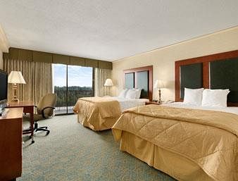 Hotel Comfort Inn & Suites