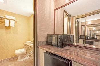 Hotel Comfort Inn & Suites