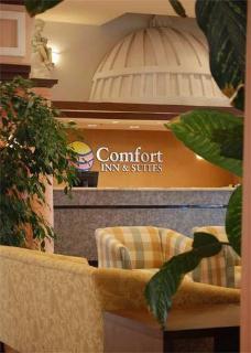 Hotel Comfort Inn & Suites
