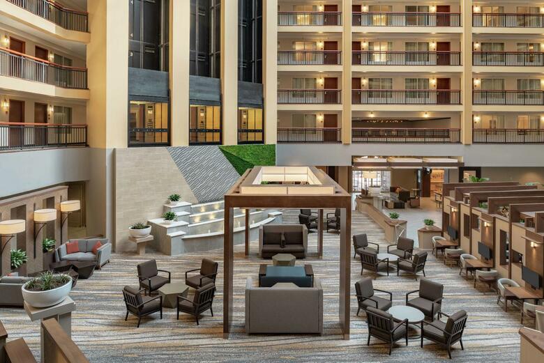 Hotel Embassy Suites Cleveland - Rockside