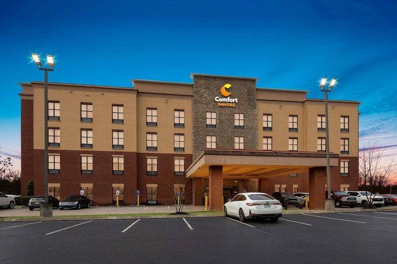 Hotel Comfort Suites Nashville