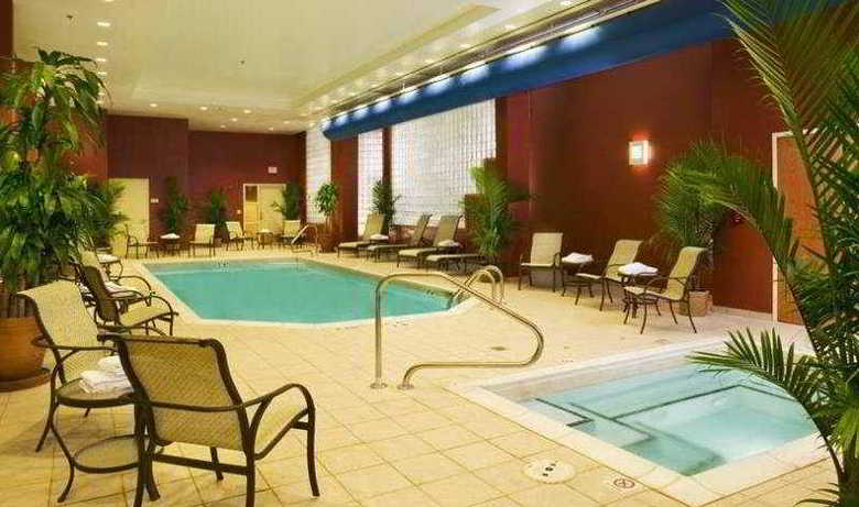 Hotel Embassy Suites Winston - Salem