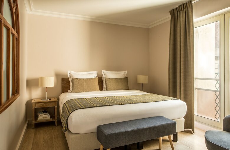 Hotel Royal Garden Champs-elysees