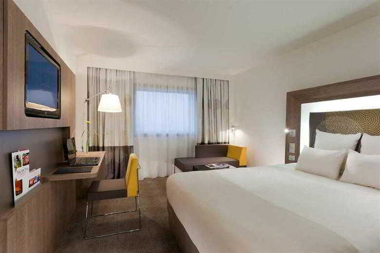 Hotel Novotel Paris La Defense