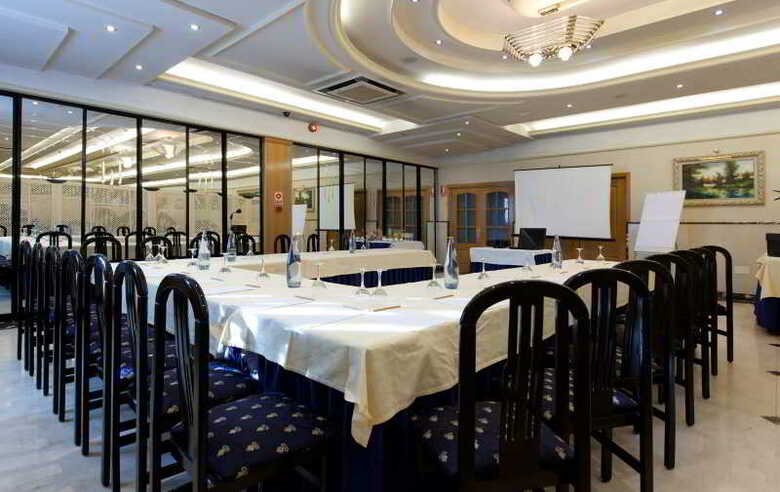 Hotel Avenida De Espa�a
