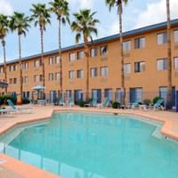 Days Hotel Mesa Country Club