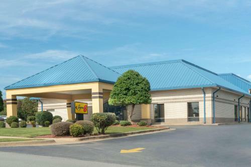 Hotel Super 8 By Wyndham North Little Rock/mccain