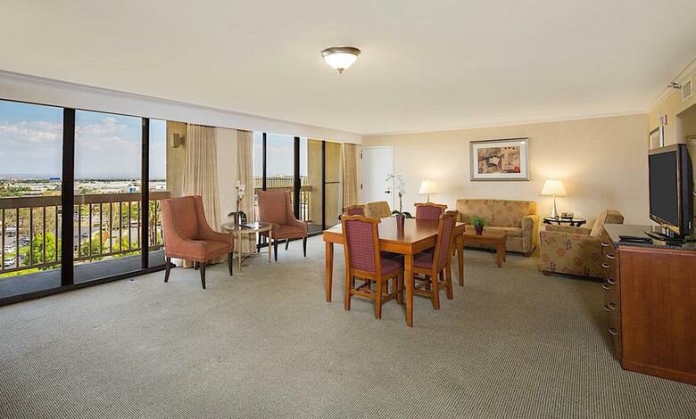 Hotel Hilton Ontario Airport
