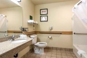 Hotel Comfort Inn & Suites