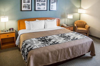 Hotel Sleep Inn & Suites