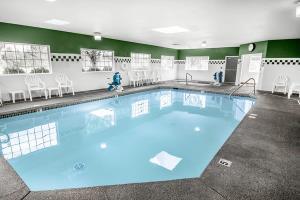 Hotel Comfort Inn & Suites