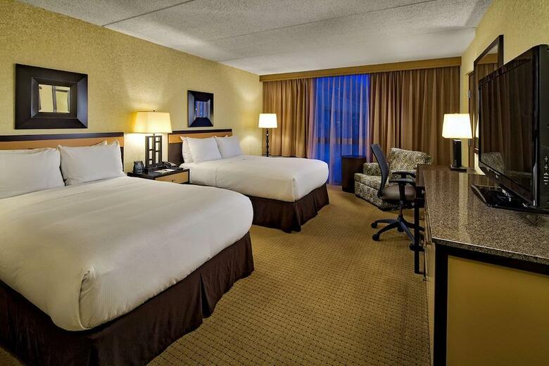 Doubletree Hotel Chicago - Arlington Heights