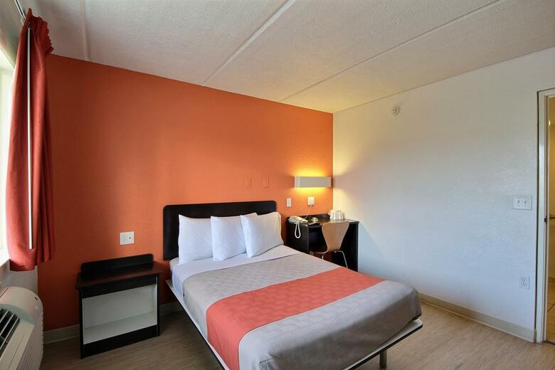 Hotel Motel 6 South Padre Island