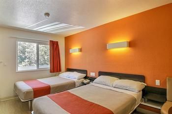 Hotel Motel 6 Santa Barbara Carpinteria 1353