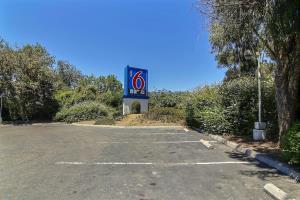 Hotel Motel 6 Santa Barbara Carpinteria 1353