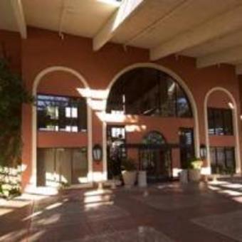 Hotel Embassy Suites Phoenix - Airport At 44th Street