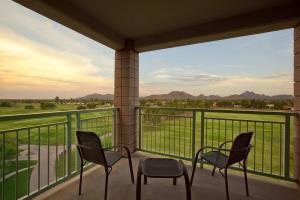 Hotel Embassy Suites Phoenix - Scottsdale