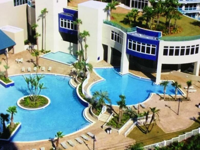 Hotel Laketown Wharf