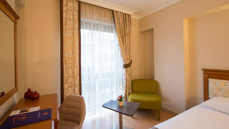 Prestige Hotel
