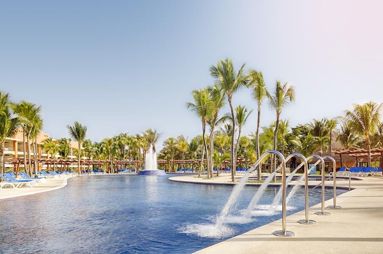 Barcelo Maya Beach Hotel