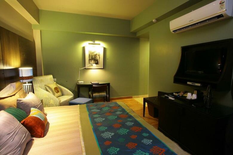 Hotel Justa The Residence Gurgaon