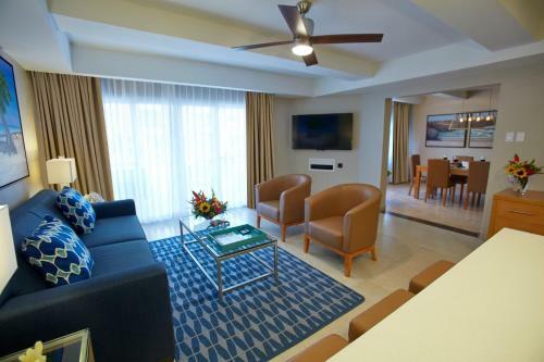 Hotel Divi Dutch Village Resort