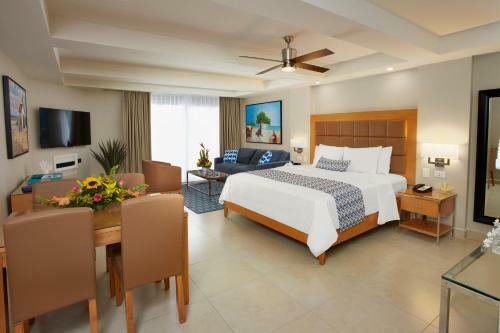 Hotel Divi Dutch Village Resort