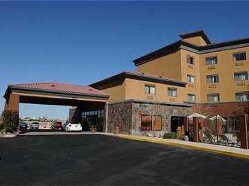 Holiday Inn Express Hotel & Suites Phoenix/chandler (ahwatukee)