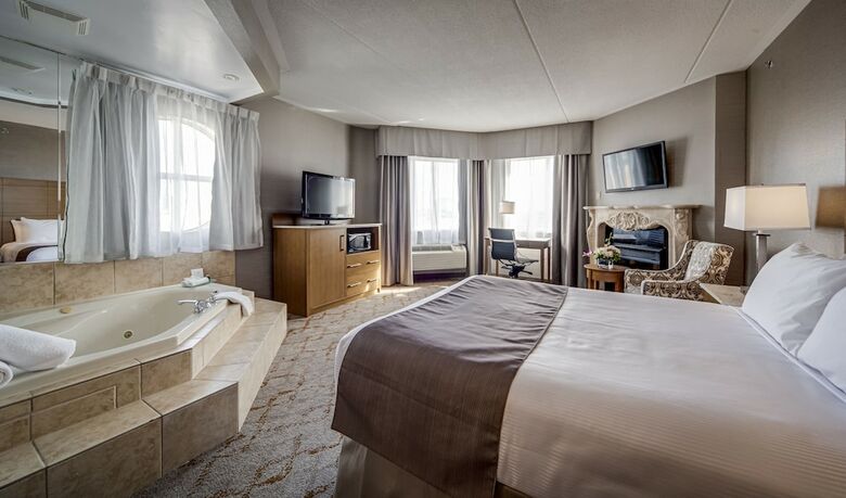 Hotel Monte Carlo Inn Vaughan Suites