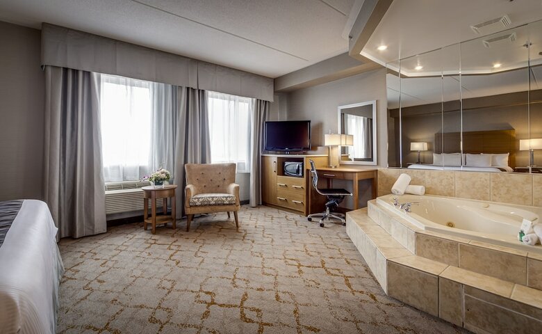 Hotel Monte Carlo Inn Vaughan Suites