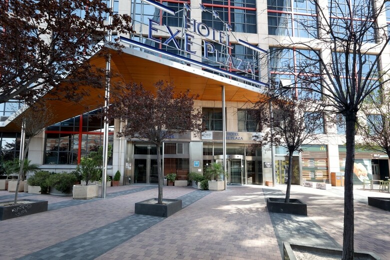 Hotel Exe Plaza