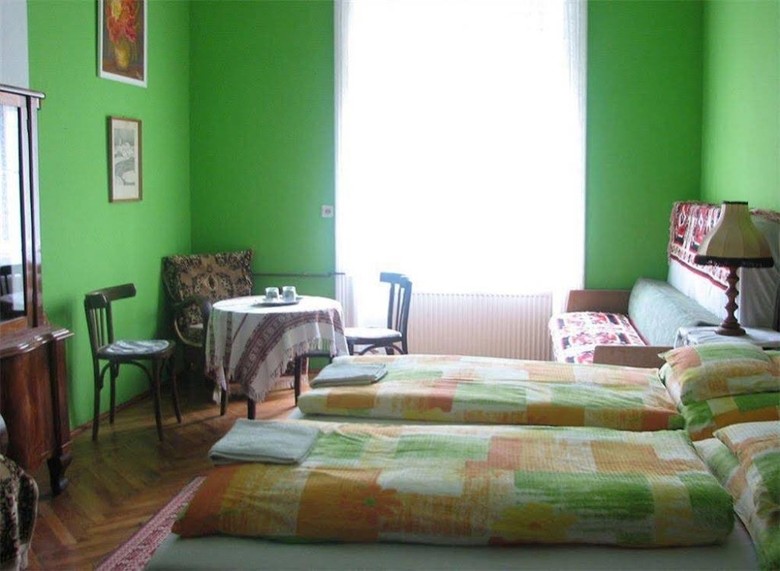 Albergue A' Margit Guesthouse