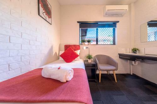 Motel Ascot Budget Inn & Apartments